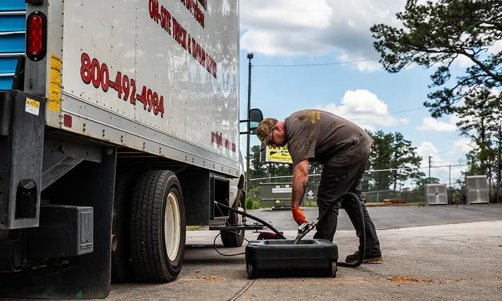 emergency-and-roadside-repairs emergency-and-roadside-repairs