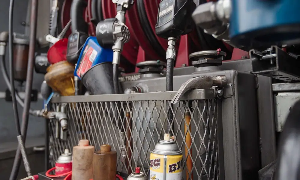 how-a-heavy-equipment-technician-works-through-a-problem how-a-heavy-equipment-technician-works-through-a-problem